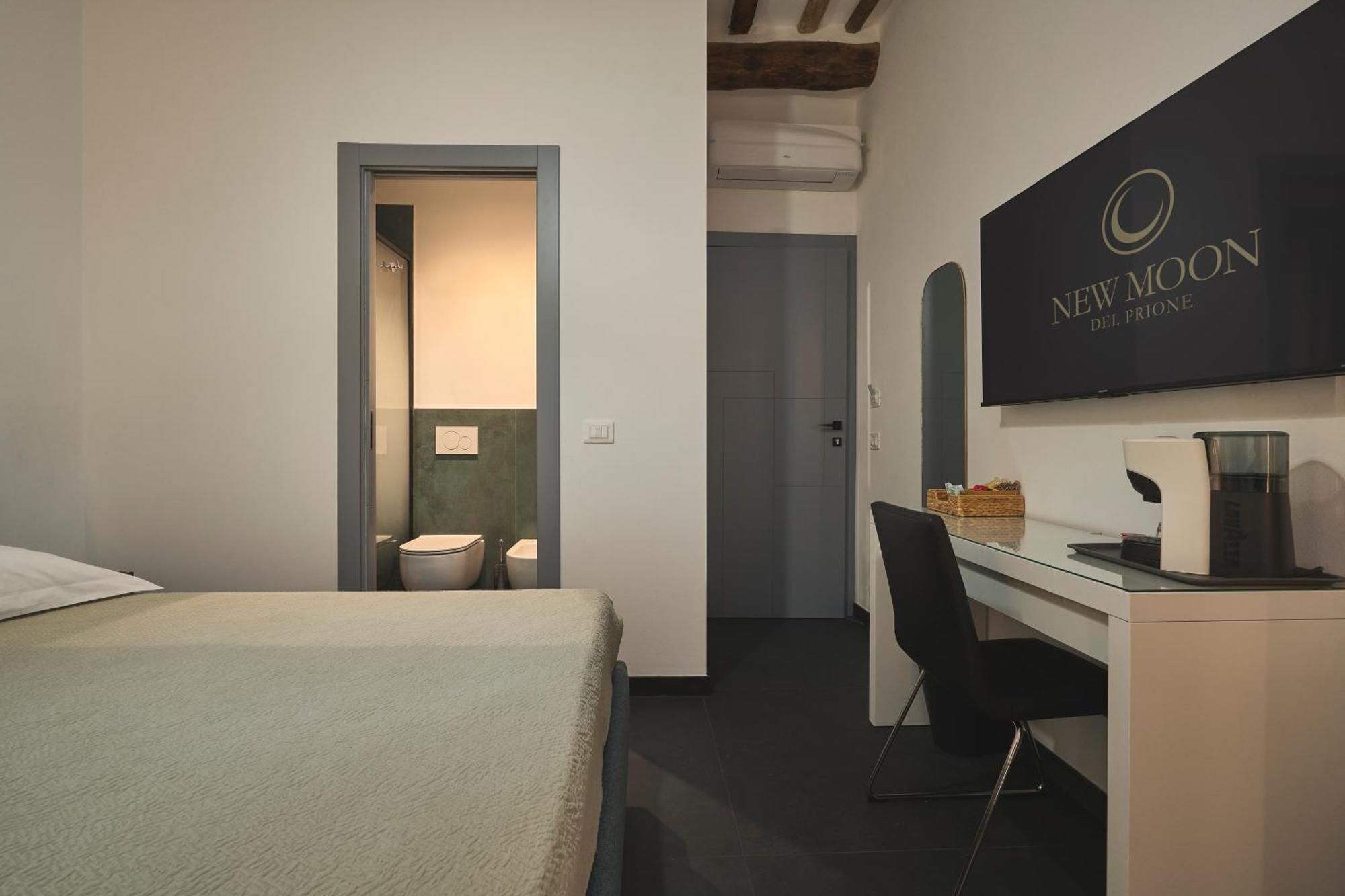 New Moon Del Prione Hotel ลาสเปเซีย ภายนอก รูปภาพ